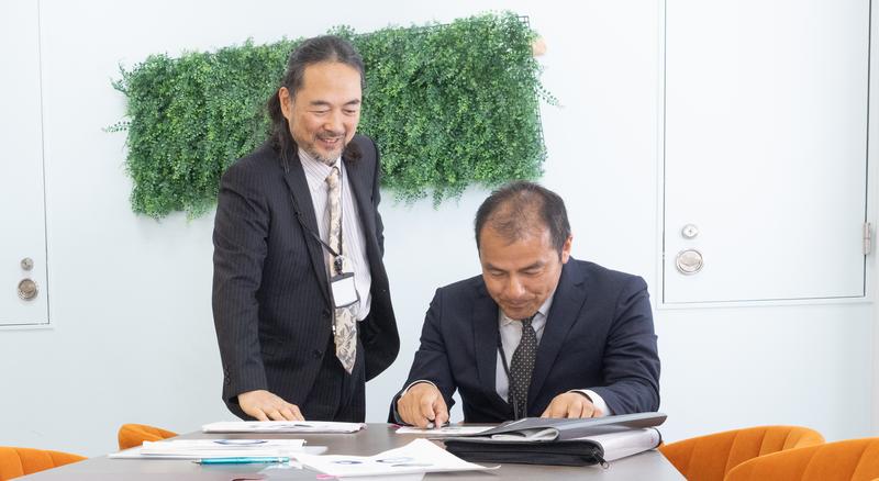 提案書の「環境対応」欄が空白だと指摘される